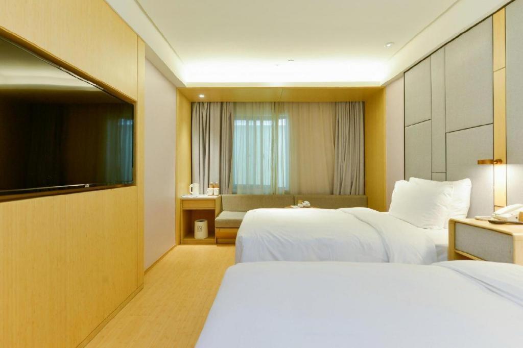 Ji Hotel Lujiazui Babaiban Шанхай Екстер'єр фото