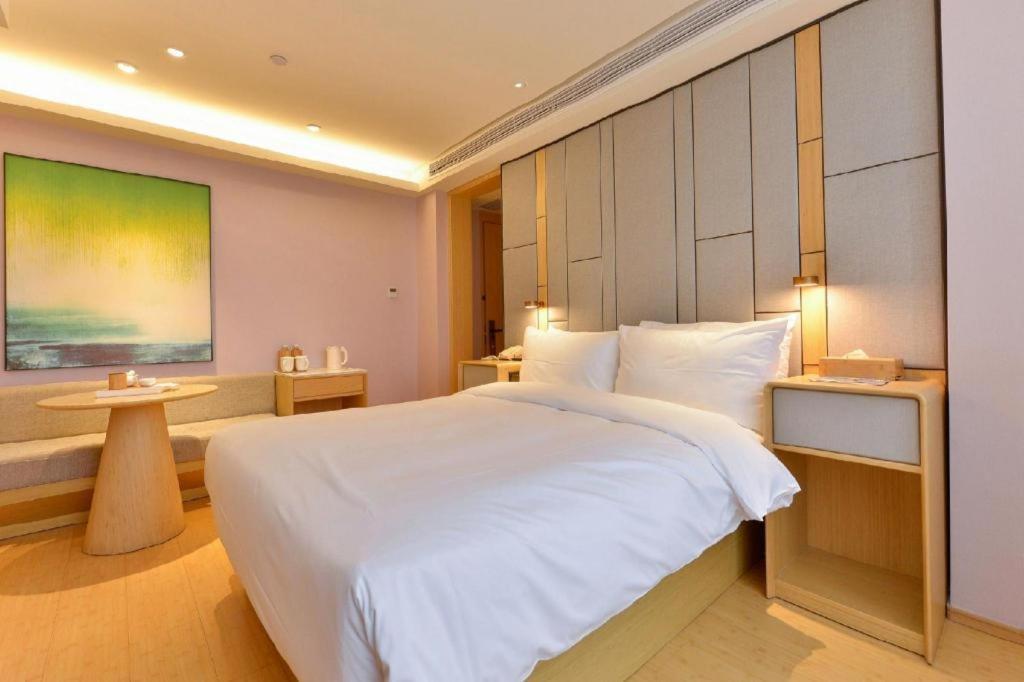 Ji Hotel Lujiazui Babaiban Шанхай Екстер'єр фото