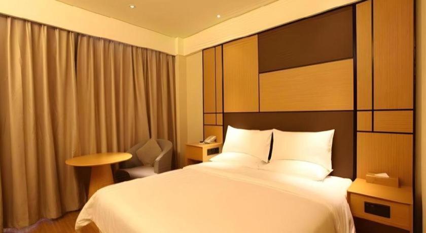 Ji Hotel Lujiazui Babaiban Шанхай Екстер'єр фото